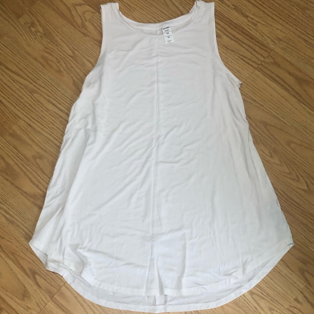 Old Navy White Women's Sleeveless Tank - Relaxed A-Line Fit